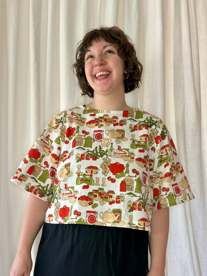 T'other Way Tie Top in Vintage Kitchen Cotton - UK 16-18